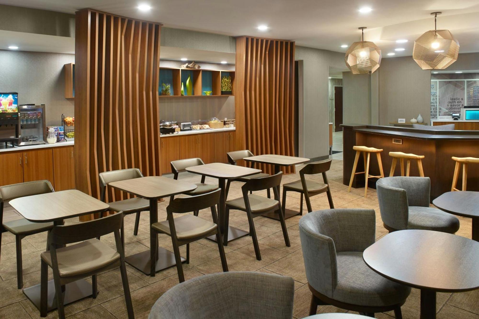 Springhill Suites By Marriott Atlanta Six Flags Лития-Спрингс Экстерьер фото
